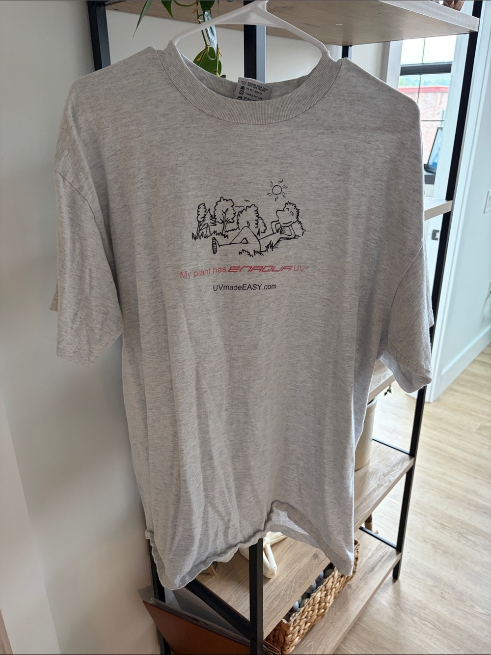 UVmadeEASY Gray Graphic Crewneck T-Shirt